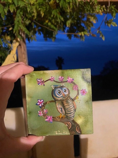 Eule mit Kirschblütenbaum November 2025