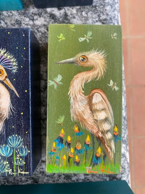 Glücksvogel Weiss Wiese März 2026