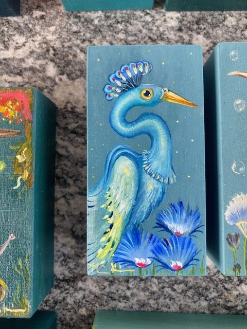 Glücksvogel Blau Blüten März 2026