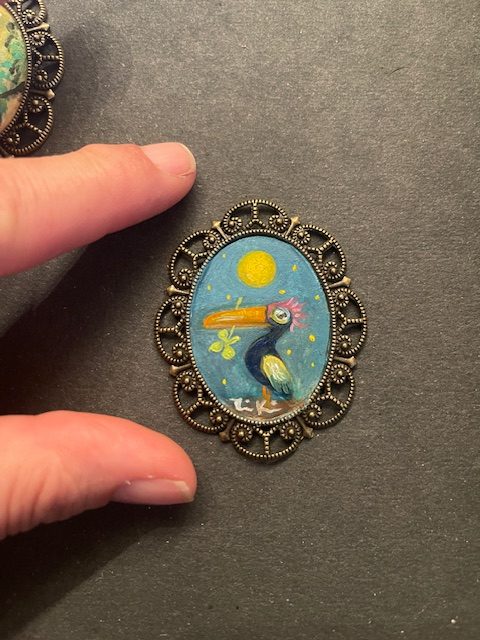 Tukan Medaillon, ca. 4*5 cm
